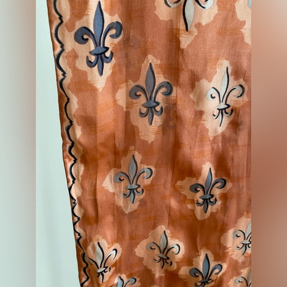 Silk scarf - Picture 2 of 5
